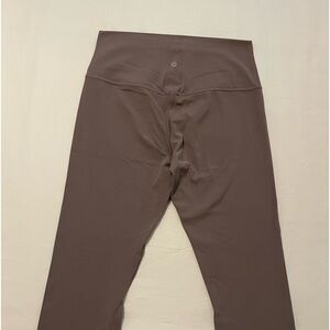 Lululemon leggings wunder under high rise crop size 10